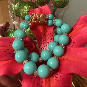 VINTAGE TRIFARI ROBINS EGG BLUE LUCITE GRADUATED BEAD 2 STRAND BRACELET 7.5”